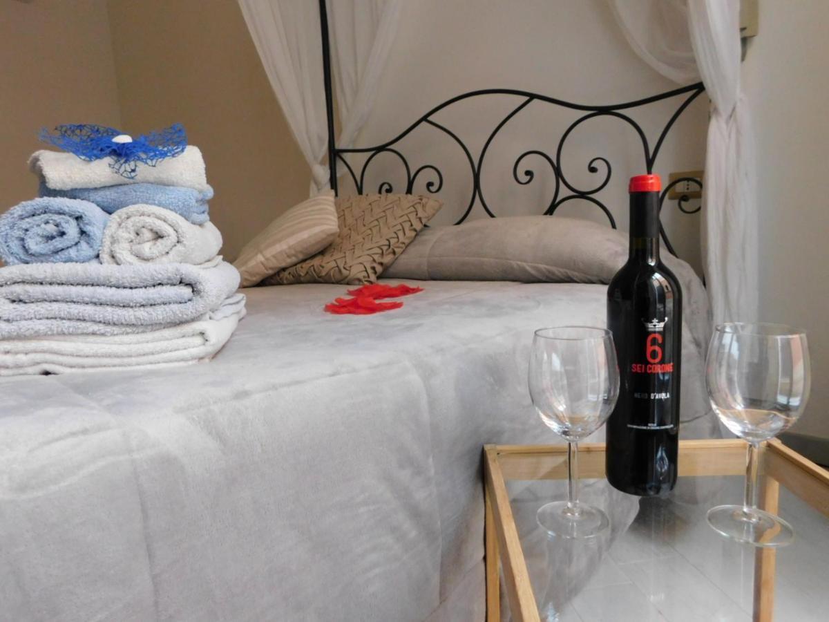 La Gemma Di Ortigia Bed & Breakfast Siraküza Dış mekan fotoğraf